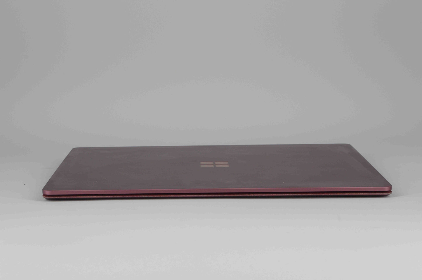 Microsoft Surface Laptop 13,5" Tactile - i7 7660U - 8Go - 256Go