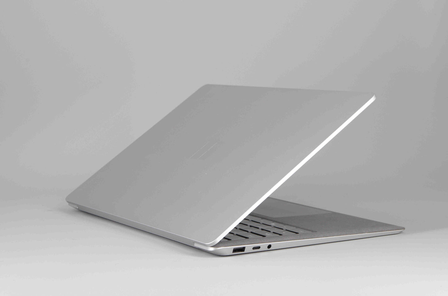Microsoft Surface Laptop 4 13,5" Tactile - i5 1145G7 - 16Go - 512Go