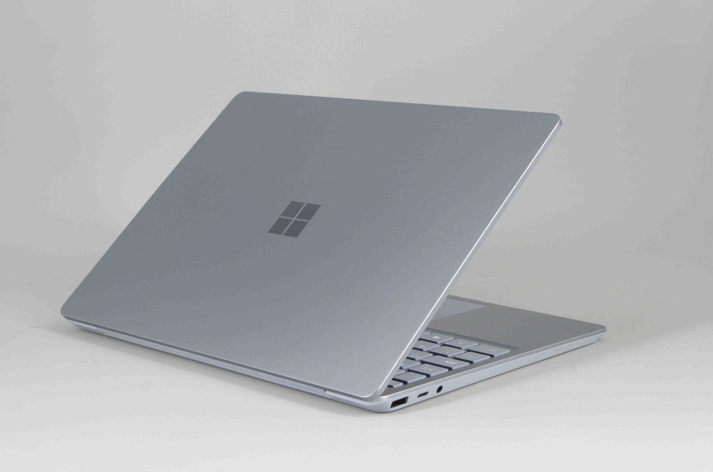 Microsoft Surface Laptop Go 12,4" Tactile - i5 1035G1 - 8Go - 256Go