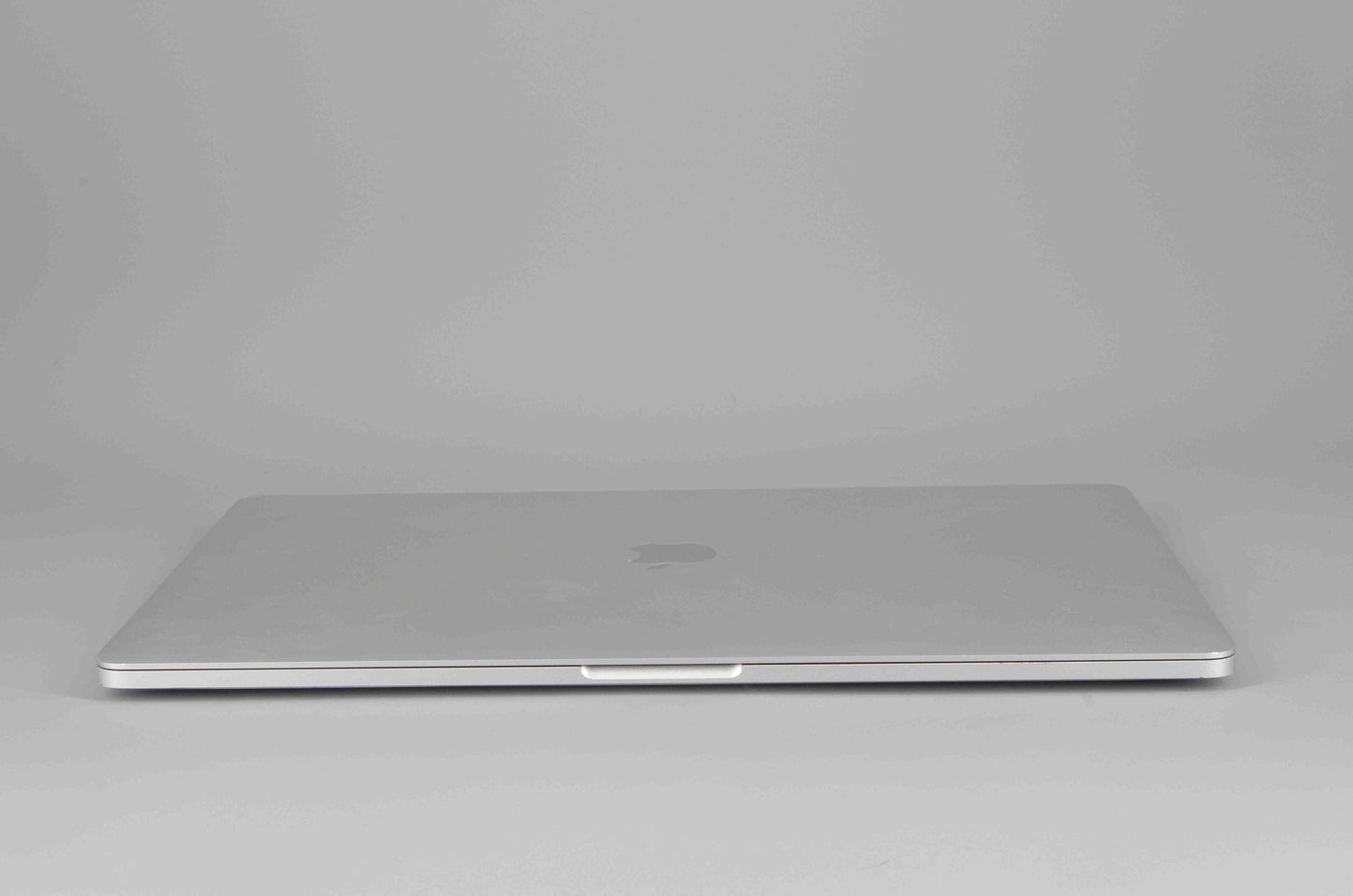Apple MacBook Pro (A1990) 15,4" - i7 8750H - 16Go - 256Go