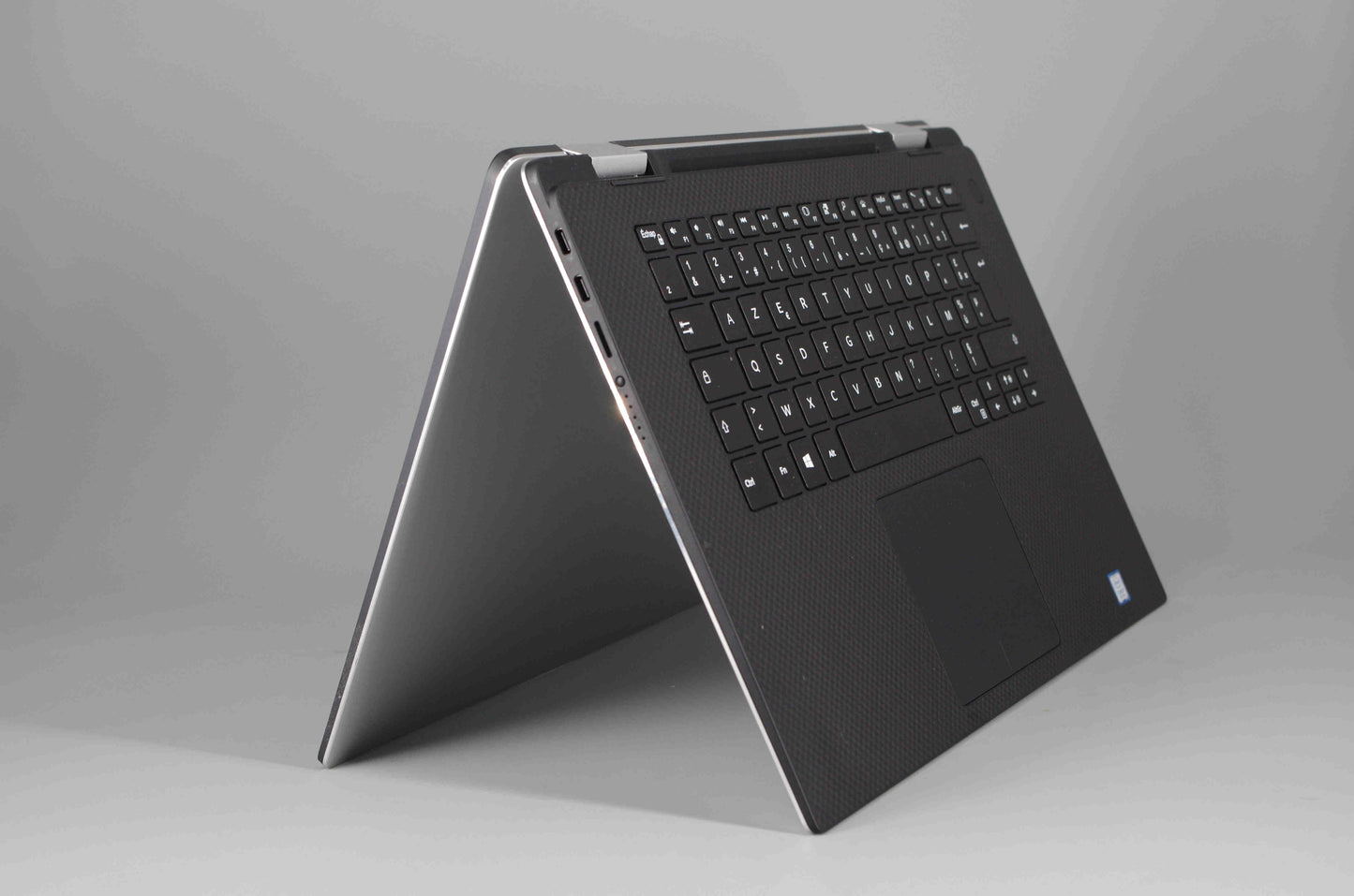 Dell XPS 15 9575 2-en-1 15,6" Tactile - i5 8305G - 8Go - 256Go